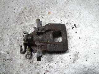 суппорт задний правый Mitsubishi ASX 1 поколение [рестайлинг] 2014