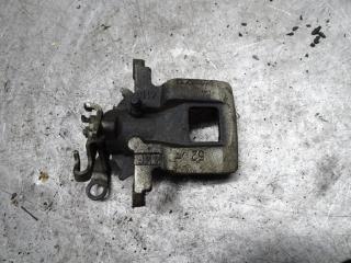 суппорт задний правый Mitsubishi ASX 1 поколение [рестайлинг] 2015