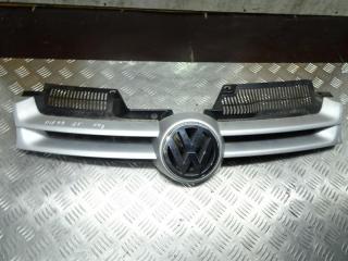 решетка радиатора Volkswagen Golf 4 поколение 2004, 2.0 л., бензин, МКПП, хетчбэк 5 дв., 1K0853653