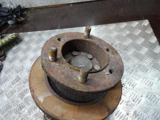 ступица передняя левая IVECO Daily 3 поколение 2005, 2.3 л., дизель, МКПП, микроавтобус