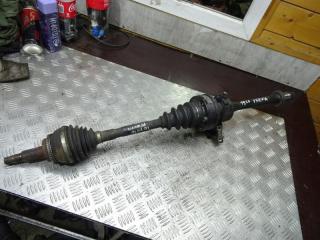 полуось передняя правая (приводной вал, ШРУС) Toyota Previa 2 поколение XR30 2002, 2.0 л., дизель, МКПП, минивэн