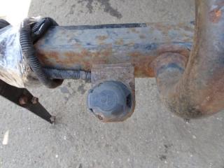 прицепное устройство (фаркоп) Volkswagen Transporter T5 2008, 1.9 л., дизель, МКПП, микроавтобус, 7H0803881B