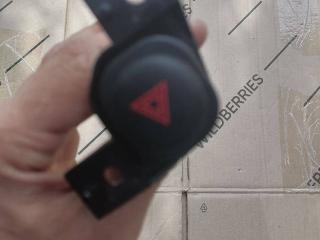 кнопка аварийной сигнализации Subaru Forester 3 поколение (SH) [рестайлинг] 2013, 2.5 л., бензин, АКПП, внедорожник 5 дв.