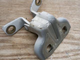 петля двери Chevrolet Cruze 1 поколение [рестайлинг] 2015, 1.8 л., бензин, АКПП, седан, 13501713