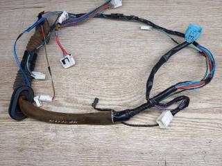 дверная проводка Subaru Forester 3 поколение (SH) 2010, 2.5 л., бензин, 81821SC240