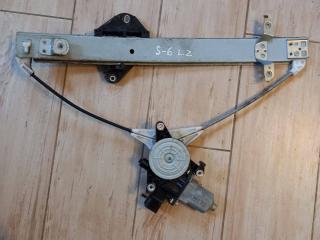 стеклоподъемник задний левый Subaru Forester 3 поколение (SH) [рестайлинг] 2013, 2.5 л., бензин, АКПП, внедорожник 5 дв., 61042SC011