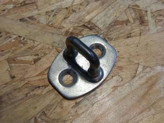 ответная часть (скоба) замка двери Chevrolet Malibu 9 поколение 2018, 1.5 л., бензин, АКПП, 23388049