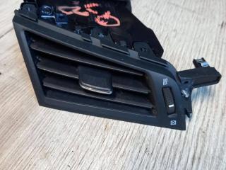 дефлектор обдува салона Infiniti Q50 1 поколение 2014, 3.7 л., VQ37VHR, бензин, АКПП, (qaa) white 3p, седан, полный привод, 687504GA0A