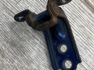 петля двери Subaru Forester 3 поколение (SH) 2010, 2.5 л., бензин