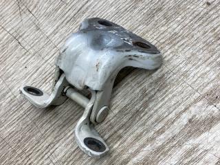 петля двери Subaru Forester 3 поколение (SH) 2009, 2.5 л., бензин