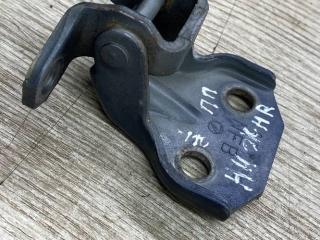 петля двери Subaru Forester 3 поколение (SH) 2010, 2.5 л., бензин, 61220FA000