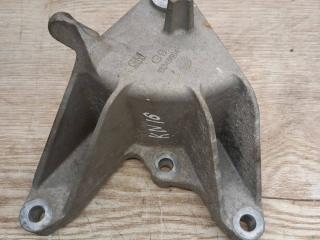 кронштейн КПП Chevrolet Cruze 1 поколение 2012, 1.4 л., бензин, 13248664