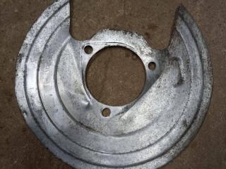 защитный кожух тормозного механизма Chevrolet Malibu 9 поколение 2018, 23456521