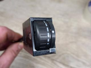 кнопка освещения панели приборов Subaru Forester 3 поколение (SH) 2009, 2.5 л., бензин, 83002AG490