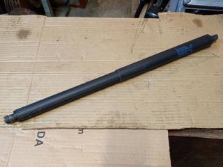 амортизатор крышки багажника (3-5 двери) Chevrolet Equinox 3 поколение 2018, 1.5 л., бензин, внедорожник 5 дв., 84133944