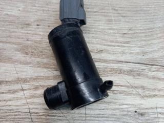 насос (моторчик) омывателя стекла Subaru Forester 3 поколение (SH) 2009, 2.5 л., бензин, 86611AG010