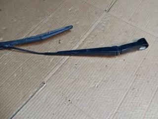 щеткодержатель (поводок стеклоочистителя, дворник) Chevrolet Camaro 6 поколение 2018, 2.0 л., бензин, 23360285