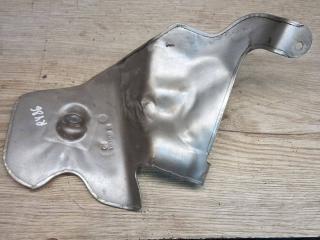 тепловой экран моторного отсека Chevrolet Camaro 6 поколение 2018, 2.0 л., бензин, 12634651