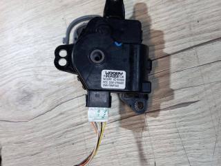 моторчик заслонки печки Kia Sorento 2 поколение 2012, 2.4 л., бензин, МКПП, передний привод, 971611UAA0