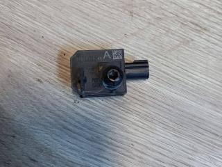 датчик удара Chevrolet Cruze 1 поколение [рестайлинг] 2015, 1.4 л., бензин, 13574936