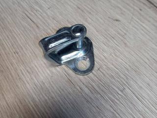 ответная часть (скоба) замка двери Chevrolet Cruze 1 поколение [рестайлинг] 2015, 1.4 л., бензин, 15069302