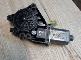 моторчик стеклоподъемника передний правый Kia Sorento 2 поколение 2012, 2.4 л., бензин, МКПП, передний привод, 824601U000