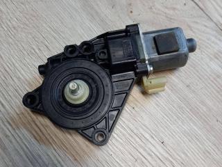 моторчик стеклоподъемника задний левый Kia Sorento 2 поколение 2012, 2.4 л., бензин, МКПП, передний привод, 834501U000