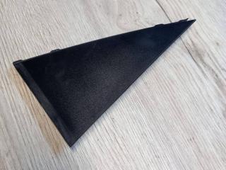 треугольник двери задней правой Kia Sorento 2 поколение 2012, 2.4 л., бензин, МКПП, передний привод, 838402P000