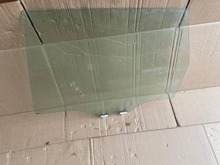 стекло двери задней левой Subaru Forester 3 поколение (SH) [рестайлинг] 2013, 2.5 л., бензин, АКПП, внедорожник 5 дв., 62011SC010