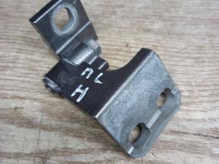 петля двери Alfa Romeo 2020, 2.0 л., бензин, АКПП, седан, 50552723