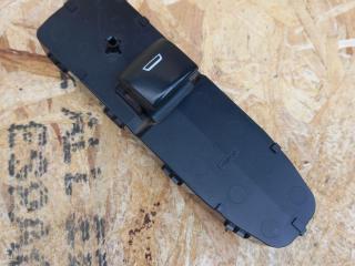 кнопка стеклоподъемника Chevrolet Malibu 9 поколение 2017, 1.5 л., бензин, 23308159