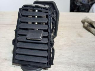 дефлектор обдува салона Nissan Murano Z51 2008, 3.5 л., VQ35DE, бензин, вариатор, внедорожник 5 дв., полный привод, 687501AAOA