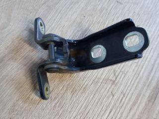 петля двери Chevrolet Cruze 1 поколение [рестайлинг] 2015, 1.4 л., бензин, 13501716