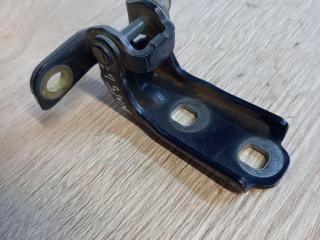 петля двери Chevrolet Cruze 1 поколение [рестайлинг] 2015, 1.4 л., бензин, 13501715