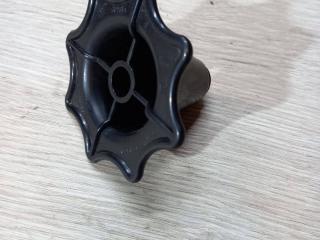 крепление запаски Chevrolet Cruze 1 поколение [рестайлинг] 2015, 1.4 л., бензин, 1315006