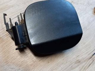 лючок топливного бака Chevrolet Malibu 9 поколение 2017, 1.5 л., бензин, 23135981