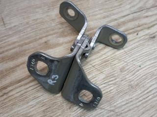 петля двери Chevrolet Malibu 9 поколение 2018, 13590932