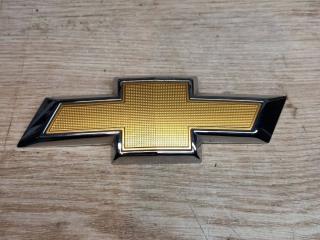 эмблема Chevrolet Equinox 3 поколение 2018, 1.5 л., бензин, АКПП, 23136673