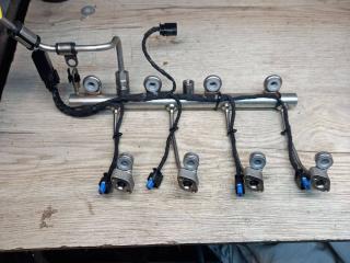 топливная рампа Chevrolet Malibu 9 поколение 2018, 12684252