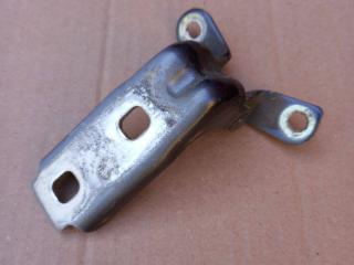 петля двери Chevrolet Cruze 1 поколение [рестайлинг] 2014, 1.8 л., бензин, 13501711