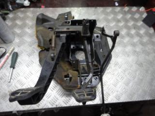 узел педальный (блок педалей) Volkswagen Transporter T4 1992, 2.4 л., дизель, МКПП, микроавтобус