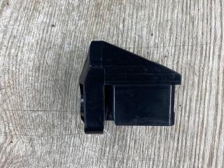 Крепление бампера переднего Lexus NX 1 поколение [рестайлинг] 2019, 2.5 л., гибрид, вариатор, 1h9, полный привод, правый руль, 5258133010