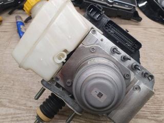 блок ABS Alfa Romeo Stelvio 1 поколение 2018, 2.9 л., бензин, АКПП, полный привод, 50556435