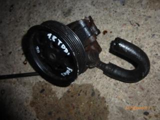 насос гидроусилителя руля Ford Focus 1 поколение 2001, 1.8 л., TDCi, дизель