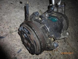 компрессор кондиционера Renault Clio 2 поколение 2002, 1.4 л., бензин, 7700875357