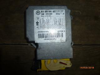 блок управления двигателем Volkswagen Golf 5 поколение 2007, 1.9 л., TDi, дизель, МКПП, хетчбэк 5 дв., 1K0909605AB