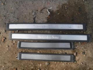 комплект декоративных накладок (дерева) салона Mercedes-Benz E-Класс W211/S211 2005, 2.2 л., CDi, дизель, МКПП, универсал