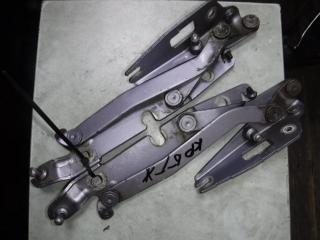 петля крышки багажника Audi A4 B6 2005, 8E5827301C, 8E5827302C