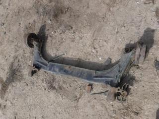 балка подвески задняя Renault Twingo 1 поколение 1997