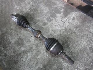 полуось передняя левая (приводной вал, ШРУС) Mitsubishi Carisma 1 поколение 1996, 1.8 л., CDi, дизель, АКПП